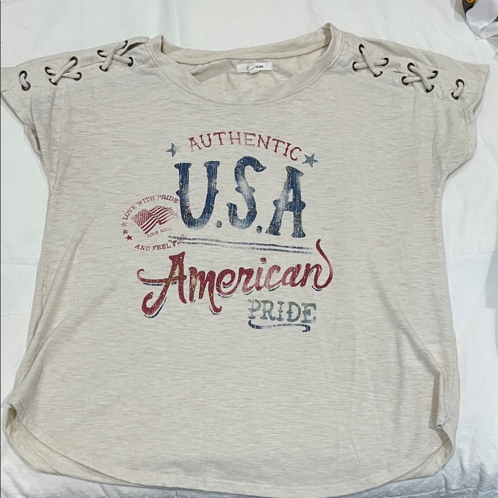 Maurice’s American pride tee